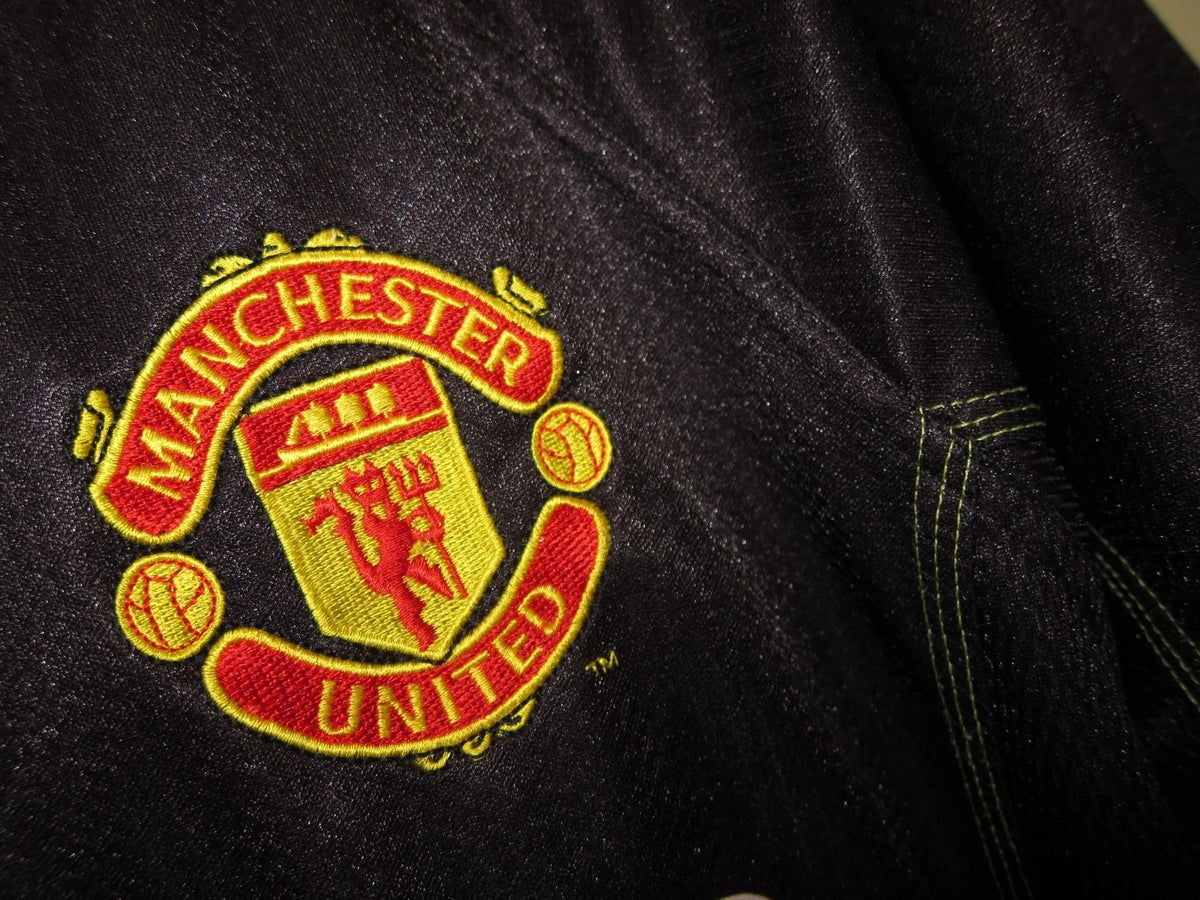 Man UTD 1998/99 Away Jersey UMBRO